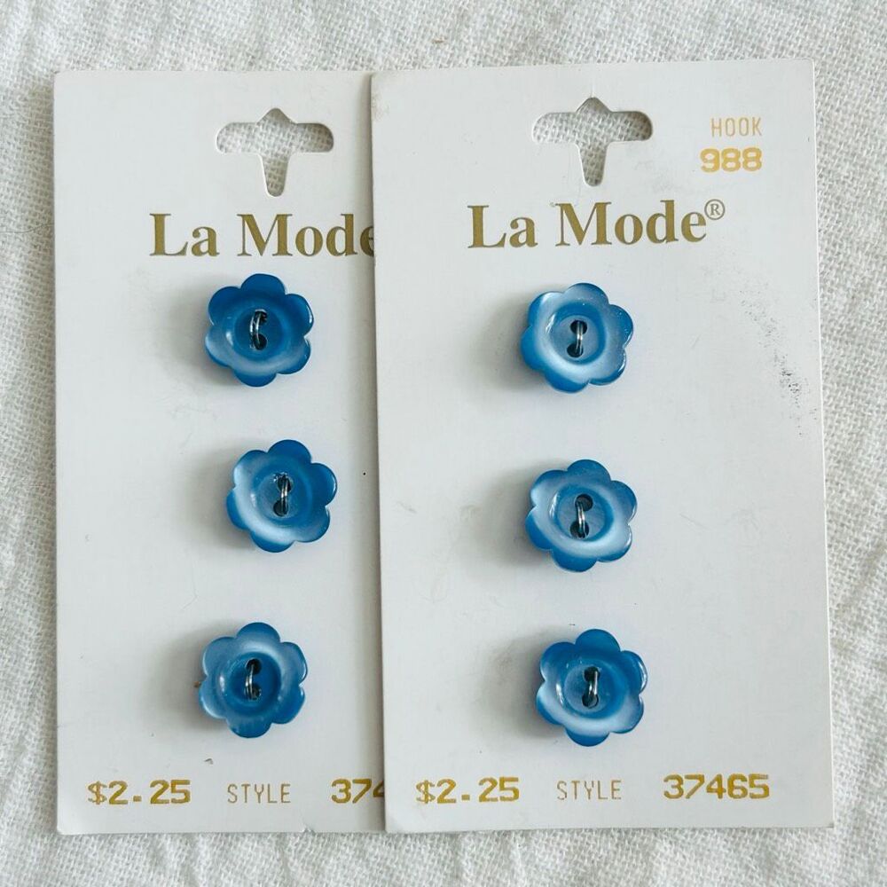 (6) Vintage La Mode Blue Flower Buttons Made in France